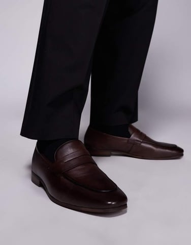 Walk London Capri saddle loafer in brown leather