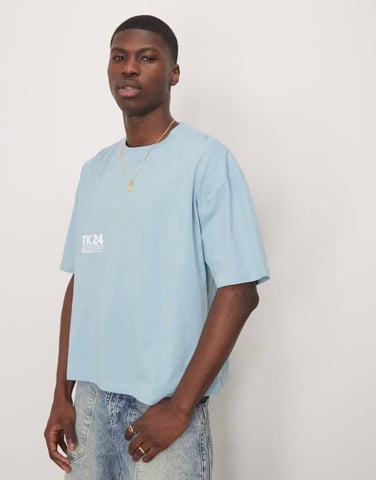 ASOS DESIGN boxig oversized t-shirt med texttryck i blått