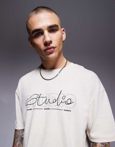 ASOS DESIGN oversized linneblandning t-shirt med textgrafik i krämfärg
