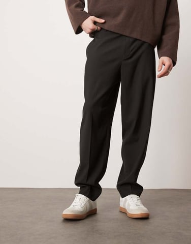 ASOS DESIGN smart avslappnade tapered fit byxor i svart