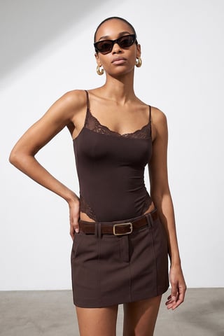 Lace Sleeveless Slim-fit Bodysuit Blouse