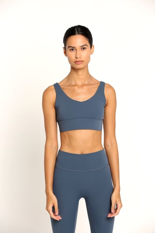 Tank Mantra Sports Bra
