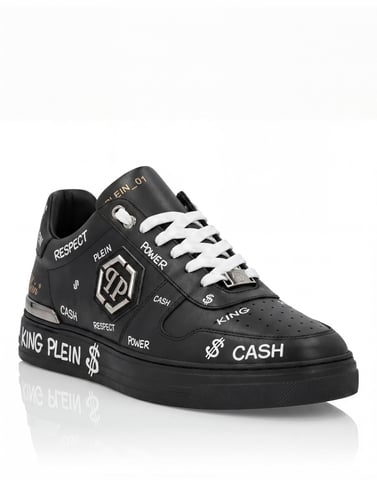 Lo-Top Sneakers