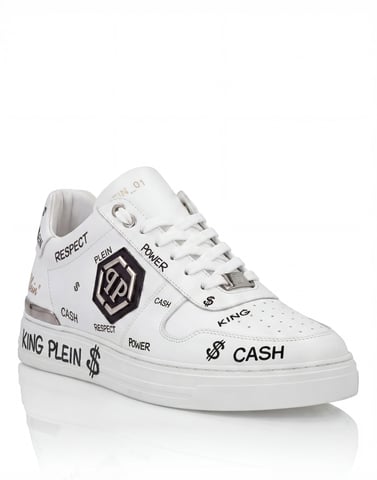 Lo-Top Sneakers