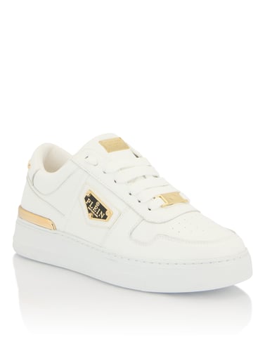 Lo-Top Sneakers
