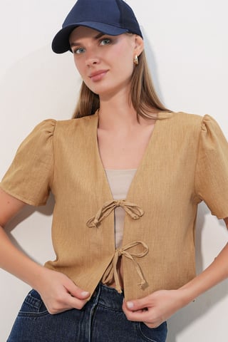 Textured V-Neck Linen Blend Crop Top
