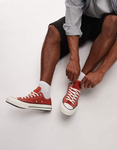 Converse Chuck 70s Ox trainers in rust