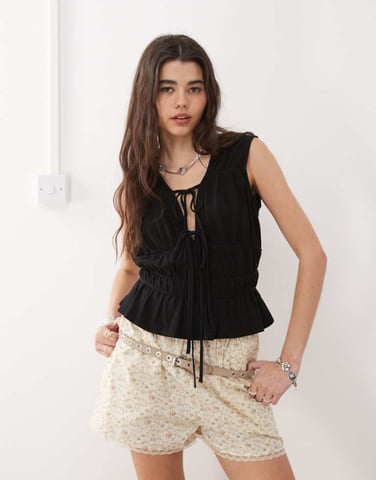 Reclaimed Vintage ruched tie front top linen blend top in black