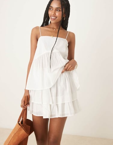 ASOS DESIGN rara skirt in white