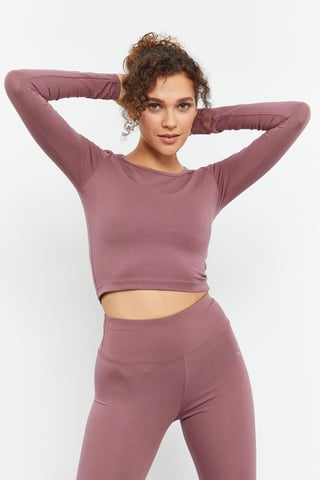 Slim-Fit Long Sleeve Crop Top