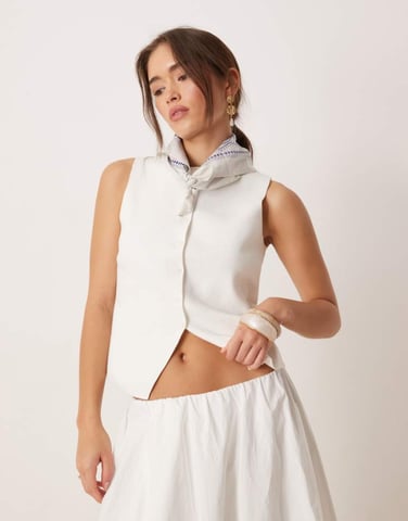 Nobody's Child fine gauge knitted waistcoat in white