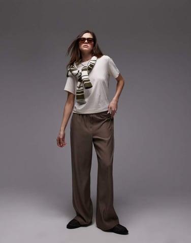 Topshop bobbi boxer jogger in chocolate