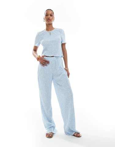 Pieces mini plisse wide leg trouser co-ord in ditsy blue flower print