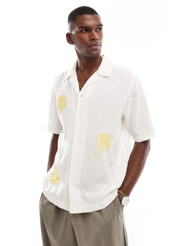 ONLY & SONS broderad skjorta med omvänd krage i off white