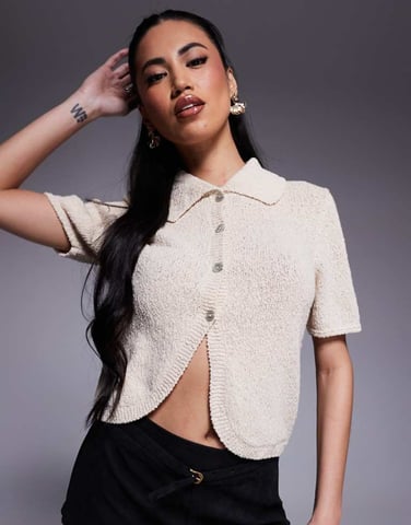 ASOS DESIGN kortärmad bouclekofta med rundad nederkant i ecru