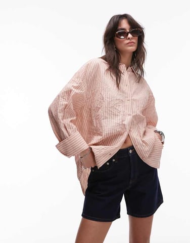 Topshop skjorta med krinklad struktur i persika- och bruna ränder
