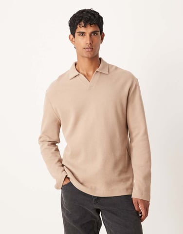 ASOS DESIGN avslappnad långärmad polo i beige våfflad текстur