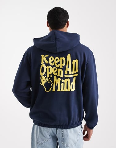 ASOS DESIGN hoodie med ryggtryck i marinblått