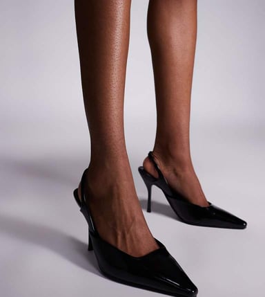 Simmi London Vid Passform Darcia spetsig slingback klackskor i svart
