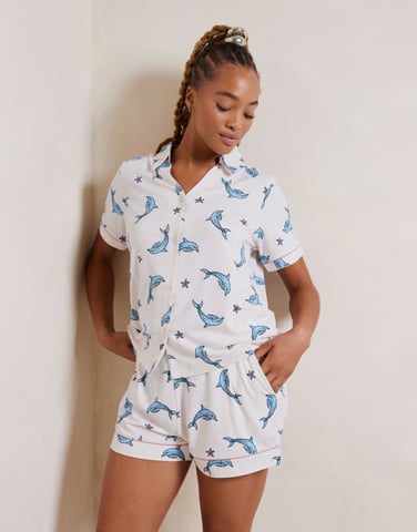 Chelsea Peers poly short sleeve revere and short set in dolphin print