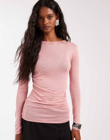 ASOS DESIGN genomskinlig stickad mjuk topp med rynkade sidor i rosa - ROSA