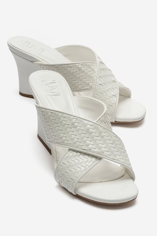 Lavean Cross Strap Wedge Sandal