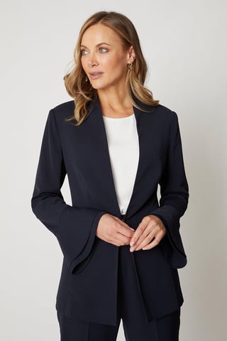 Premium Fluted Sleeve Edge To Edge Jacket