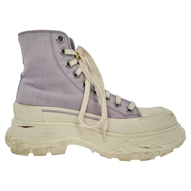 Alexander McQueen Tread Slick High-Top Sneakers i Lila Bomull