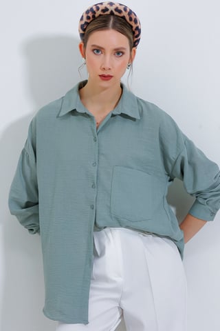 Linen Blended Shirt with Button Closure