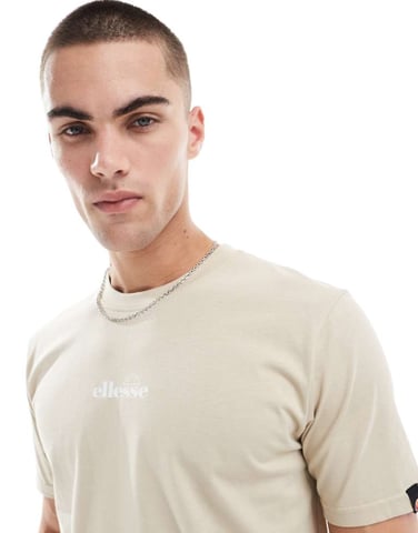 Ellesse Ollio t-shirt in beige