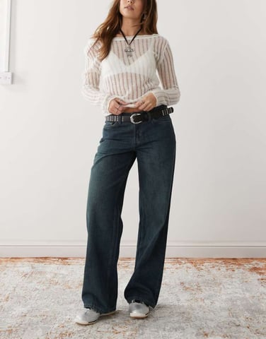 Weekday Ample låg midja baggy fit jeans i mörkblå tvätt
