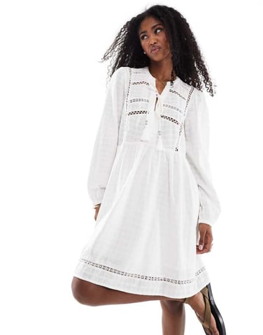 Accessorize long sleeve kaftan in white