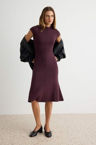 TRENDYOLMİLLA Women's Burgundy Plain Midi Short Bodycon Dresses