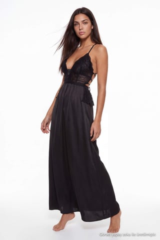 TRENDYOLMİLLA Women's Black Plain Maxi Sleeveless Regular fit Nightgowns