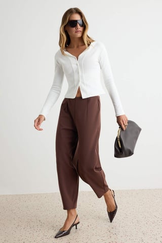 TRENDYOLMİLLA Women's Brown Plain Barrel Normal waist Trousers
