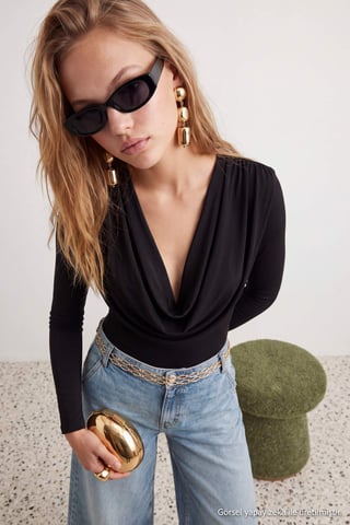 TRENDYOLMİLLA Women's Black Plain Long Fitted Bodysuits