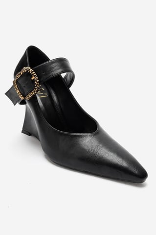 Lyons Buckled Wedge Pump