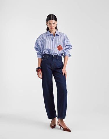 ASOS DESIGN slim barrel jeans i indigo