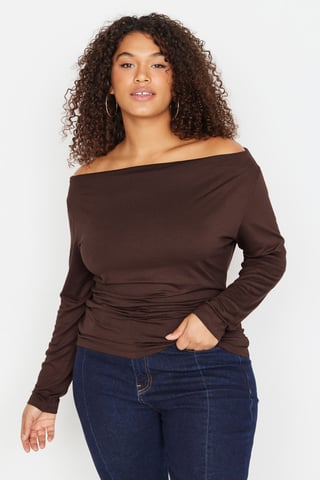 Trendyol Curve Women's Brown Plain Long Regular fit Plus Size Blouses