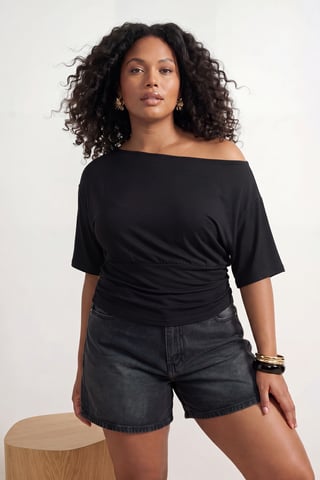 Trendyol Curve Women's Black Striped Short Regular fit Plus Size Blouses