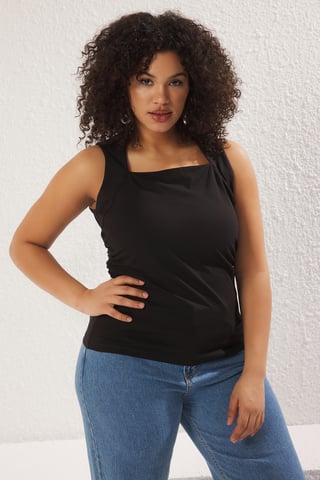 Trendyol Curve Women's Black Plain Sleeveless Fitted Plus Size Blouses