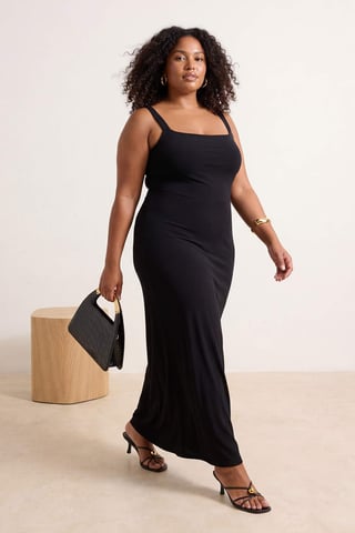 Trendyol Curve Women's Black Plain Maxi Sleeveless Casual Mermaid Plus Size Dress