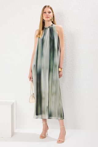 TRENDYOLMİLLA Women's Green Abstract Maxi Sleeveless Evening / Daily Shift Dresses