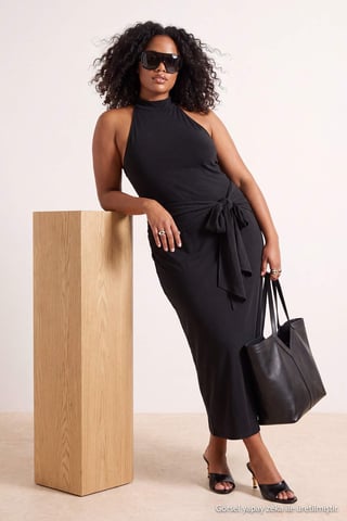 Trendyol Curve Women's Black Plain Maxi Sleeveless Casual Bodycon Plus Size Dress