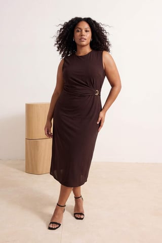 Trendyol Curve Women's Brown Plain Maxi Sleeveless Casual A-line Plus Size Dress