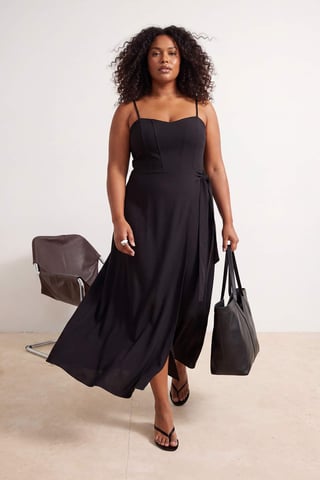 Trendyol Curve Women's Black Plain Maxi Sleeveless Party A-line Plus Size Dress