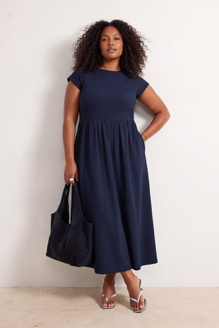 Trendyol Curve Women's Dark blue Plain Maxi Sleeveless Casual A-line Plus Size Dress