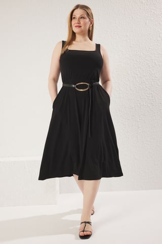 Trendyol Curve Women's Black Plain Maxi Sleeveless Casual Skater Plus Size Dress