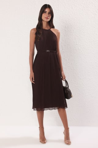 TRENDYOLMİLLA Women's Brown Plain Midi Sleeveless Evening / Daily Shift Dresses
