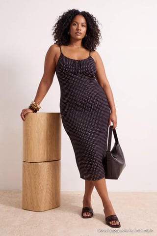 Trendyol Curve Women's Brown Plaid Midi Sleeveless Casual A-line Plus Size Dress